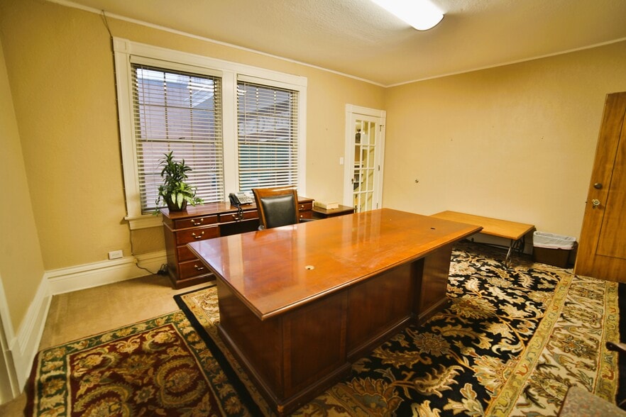 More Photos Of 108 Hillcrest St, Orlando Office For Sale