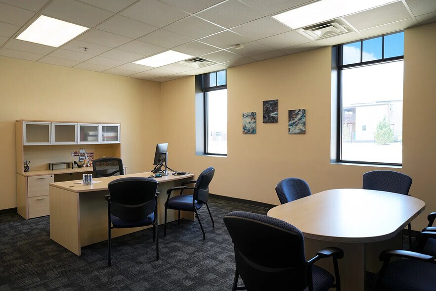 More Photos Of 17 S Dewey Ave, Oklahoma City Coworking Space