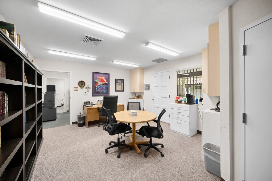 More Photos Of 1050 Las Tablas Rd, Templeton Medical For Sale