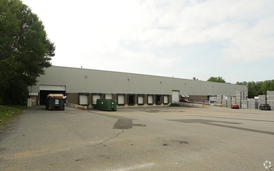 More Photos Of 20 Post Rd, Albany Warehouse For Lease