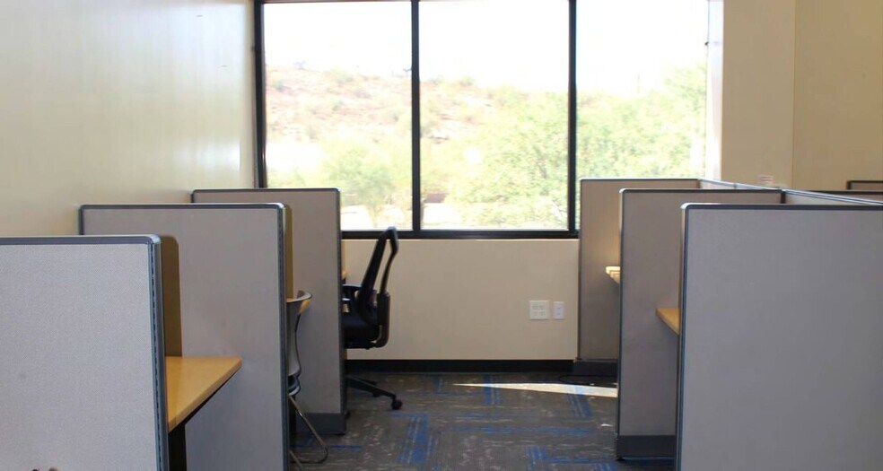 More Photos Of 34225 N 27th Dr, Phoenix Medical For Sale