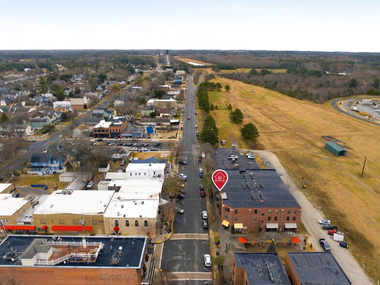 More Photos Of 300 Mason Ave, Cape Charles Apartments For Sale