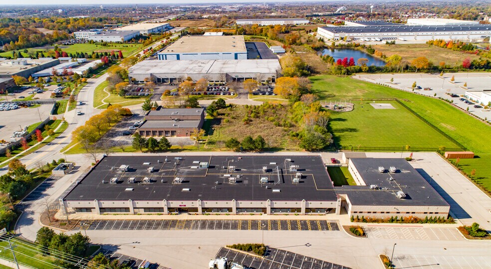 More Photos Of 1080 Corporate Blvd, Aurora Warehouse For Sale
