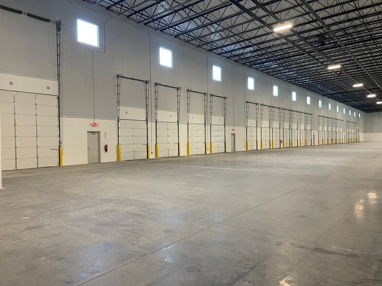 More Photos Of 1384 Hanover Rd, Hanover Distribution For Lease