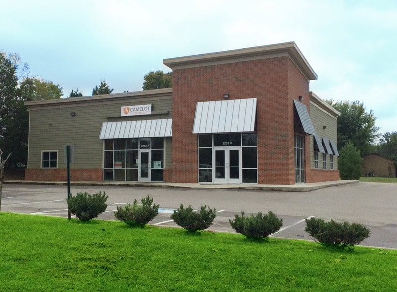Primary Photo Of 2231 Stokes Rd, Clarksville Storefront Retail Office For Lease