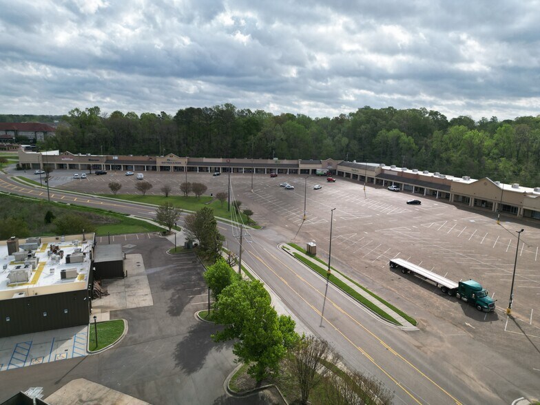 More Photos Of 4000 S Frontage Rd, Vicksburg Unknown For Lease