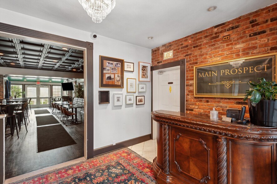 More Photos Of 15 Prospect St, Southampton General Retail For Sale