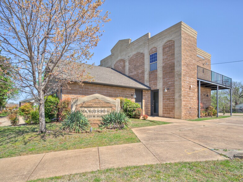 Primary Photo Of 235 W Hurd St, Edmond Office For Sale