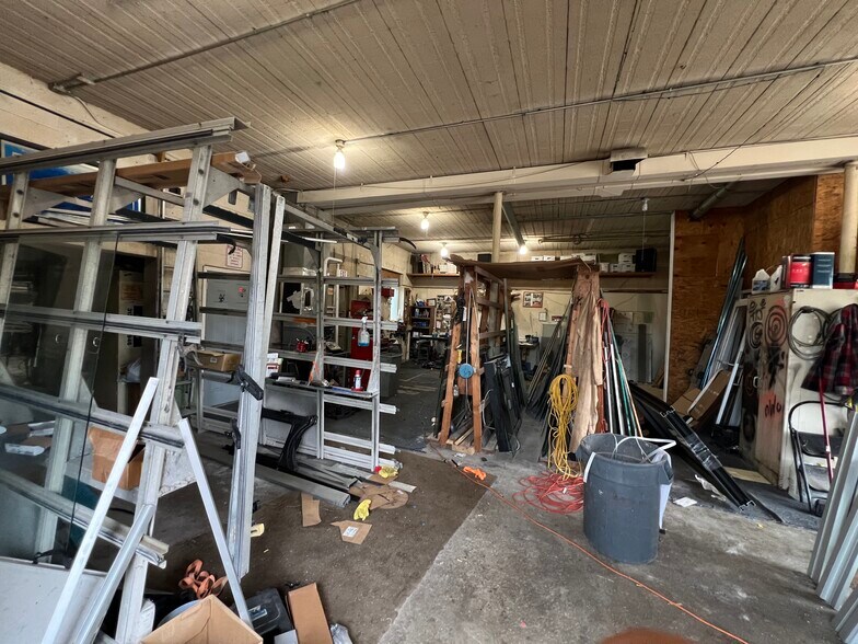 More Photos Of 19969 John R St, Detroit Freestanding For Sale