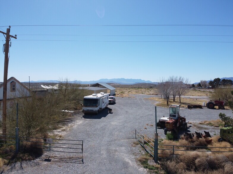 More Photos Of 3171 Tillman St, Pahrump Industrial For Sale