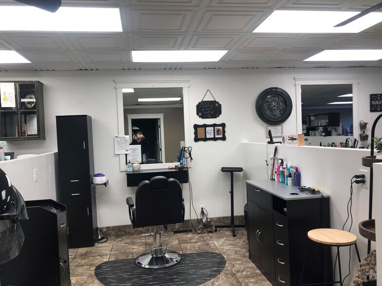 More Photos Of 1037 Main St, Evanston Storefront Retail Office For Sale