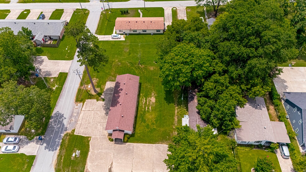 More Photos Of 201 SW 3rd St, Bryant Religious Facility For Sale