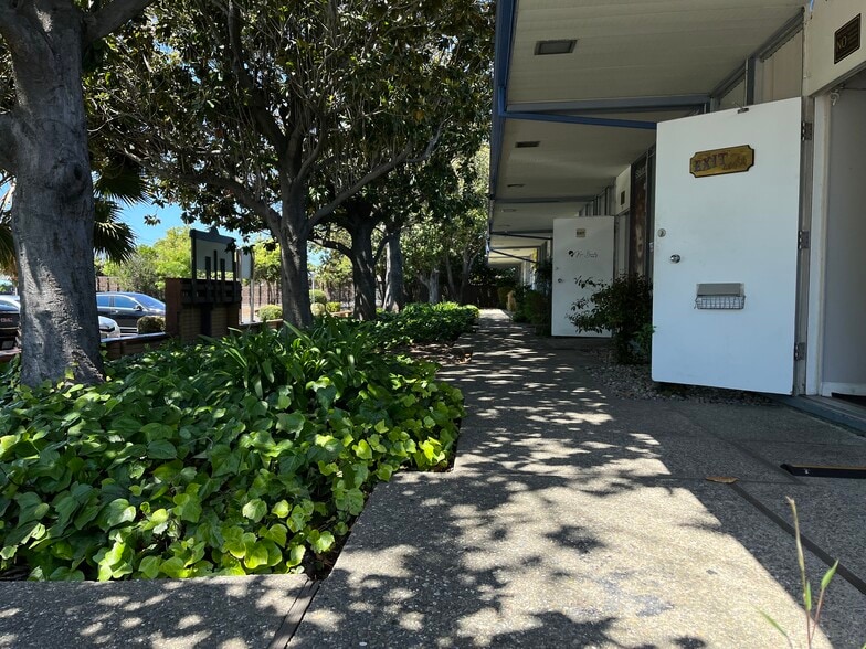 More Photos Of 1191 W Tennyson Rd, Hayward Medical For Lease