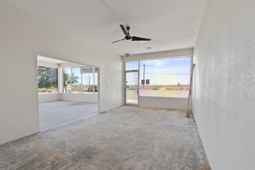 More Photos Of 13005-13015 Claymine Rd, Edwards Storefront Retail Office For Lease