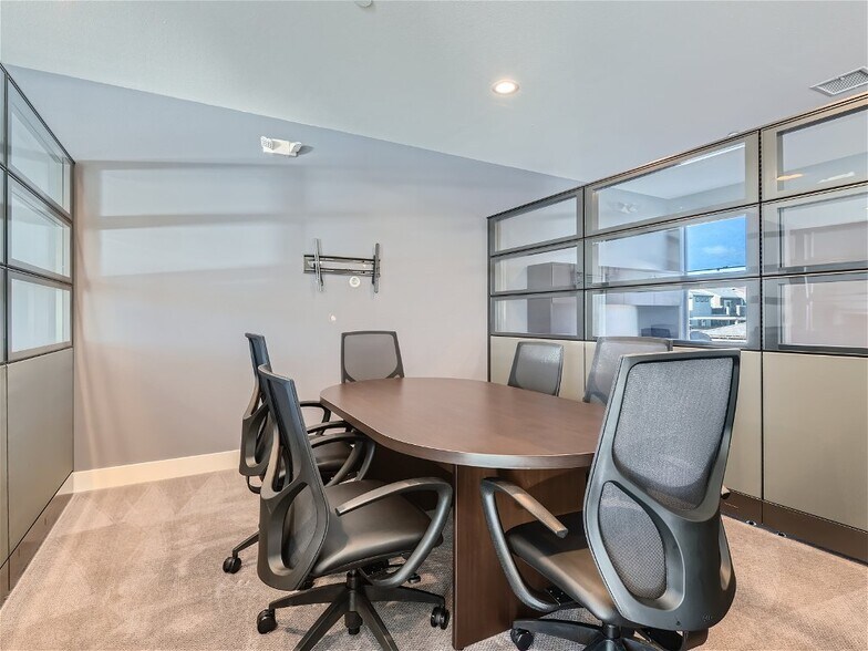 More Photos Of 7336 W Post Rd, Las Vegas Loft Creative Space For Lease