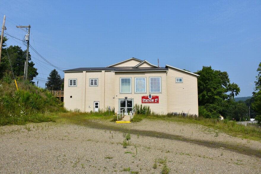 More Photos Of 18208 Cussewago Rd, Meadville Restaurant For Sale