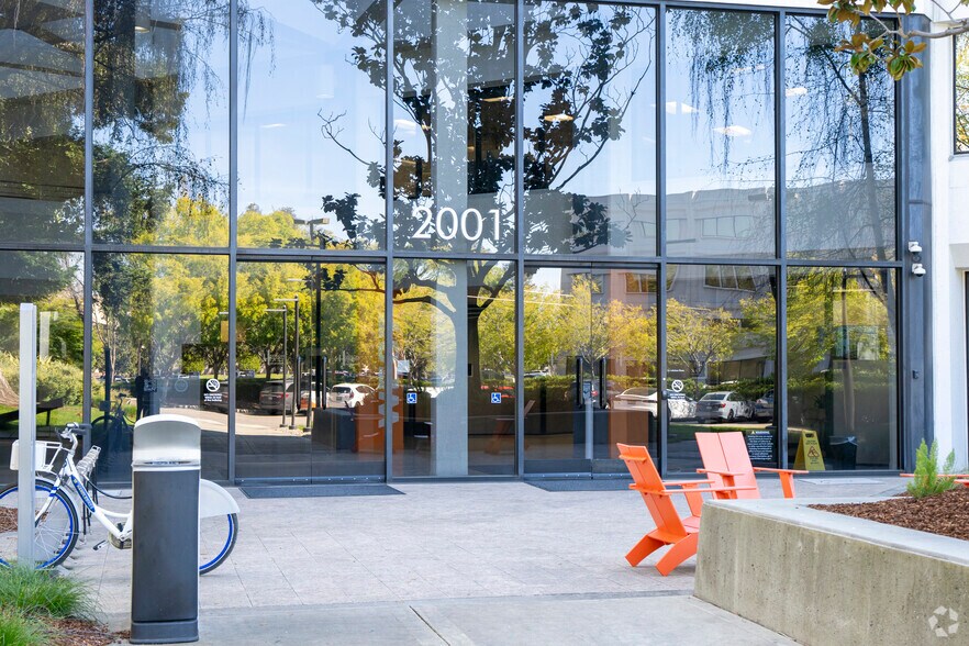 More Photos Of 2001 Gateway Pl, San Jose Office For Lease