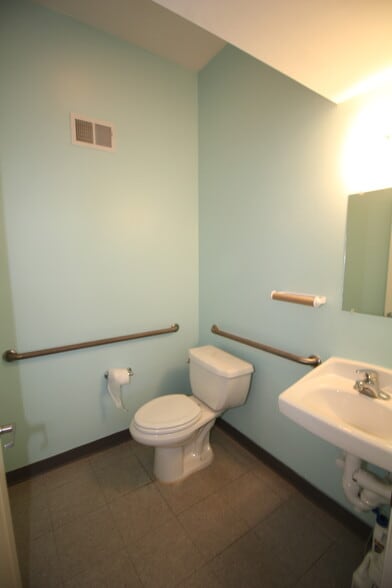 More Photos Of 1 Nami Ln, Hamilton Medical For Sale