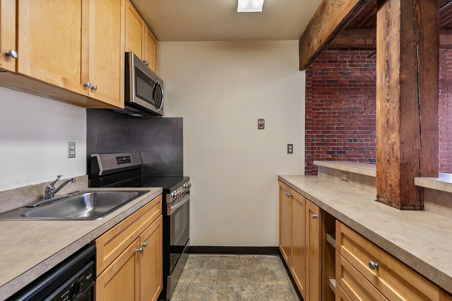 More Photos Of , Richmond Multifamily For Sale