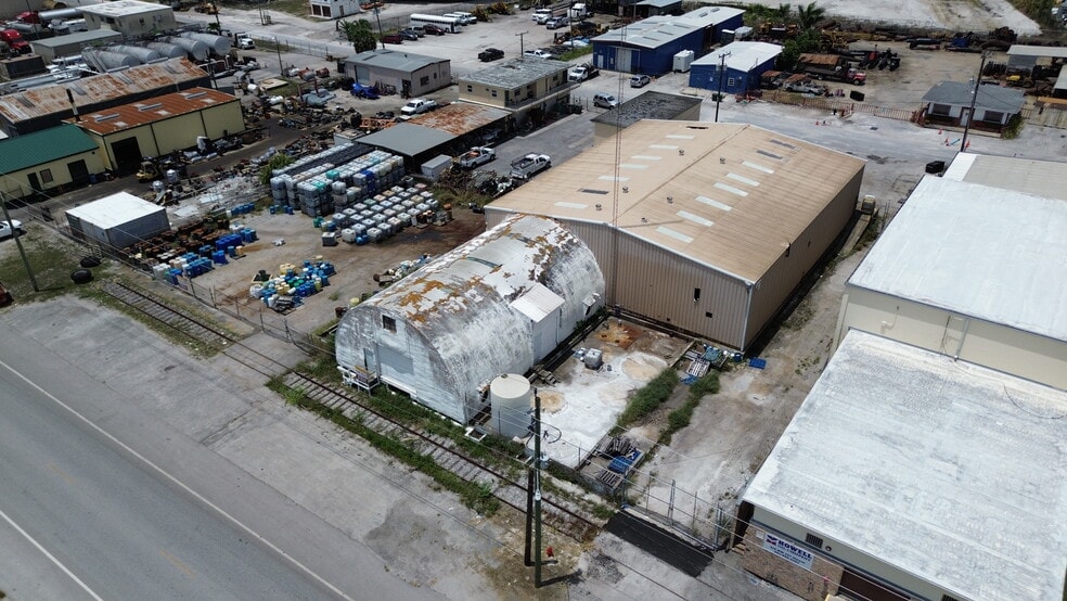 More Photos Of 909 NW 13th St, Belle Glade Manufacturing For Sale