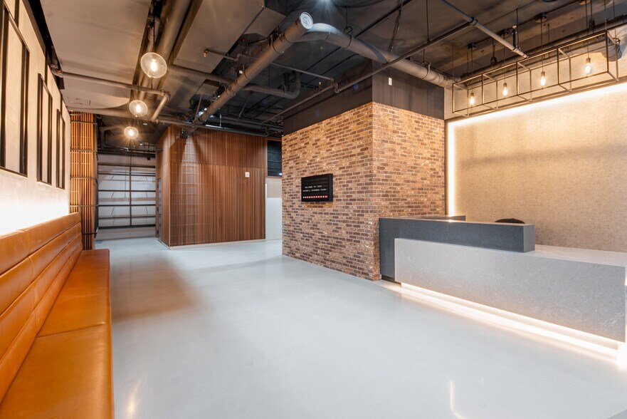 More Photos Of 1000 Maxwell Ln, Hoboken Office Residential For Lease