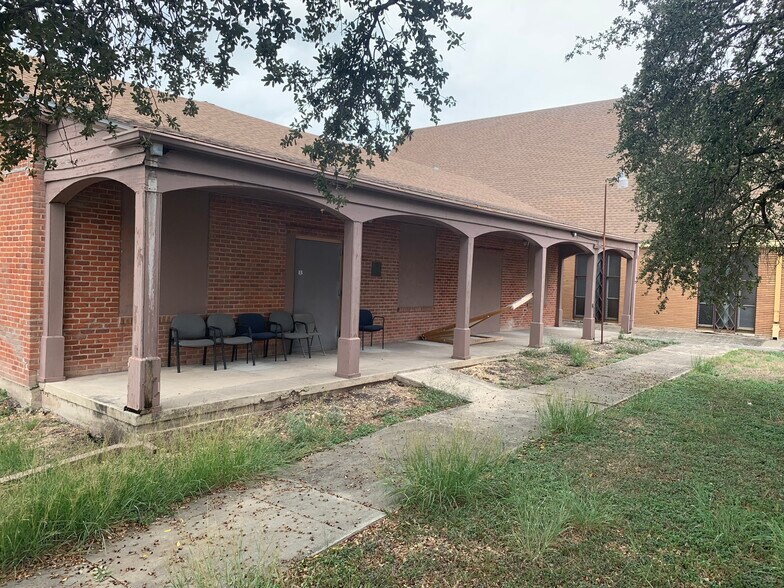 More Photos Of 4611 San Pedro, San Antonio Religious Facility For Sale
