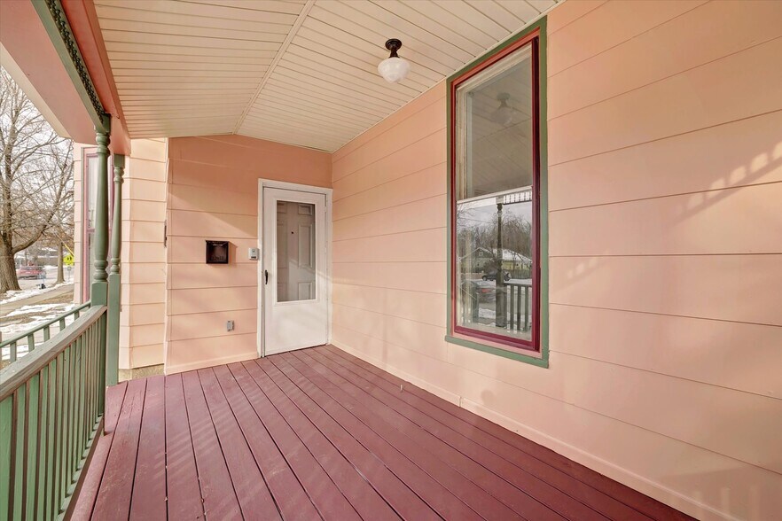 More Photos Of 714 W Kirkwood Ave, Bloomington Office Residential For Sale