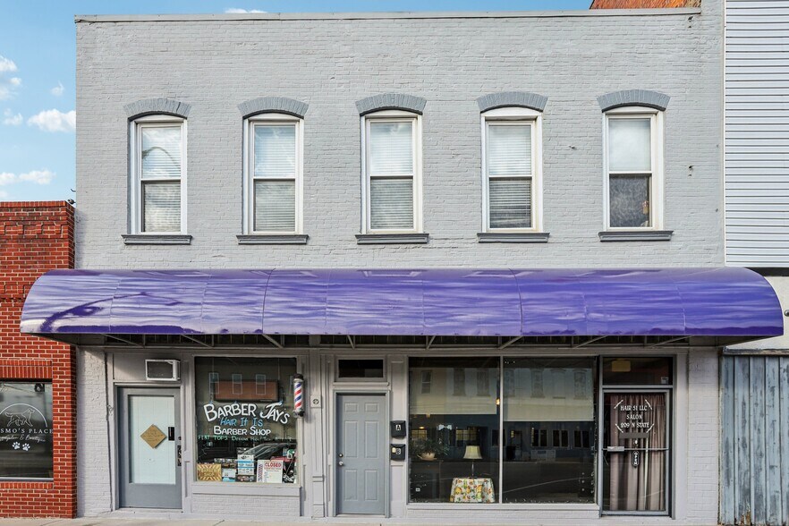 More Photos Of 209 N State St, Litchfield Storefront Retail Residential For Sale
