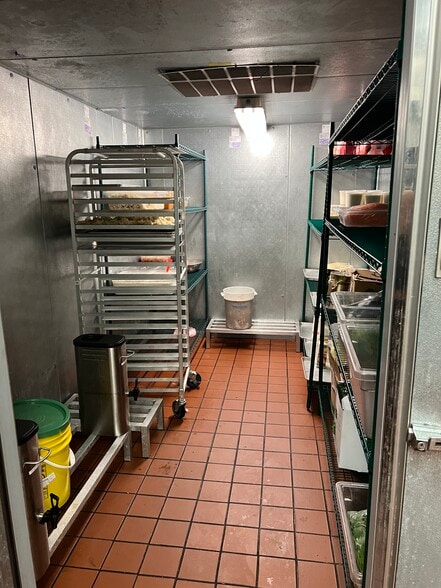 More Photos Of 13423 Beach Blvd, Jacksonville Unknown For Lease