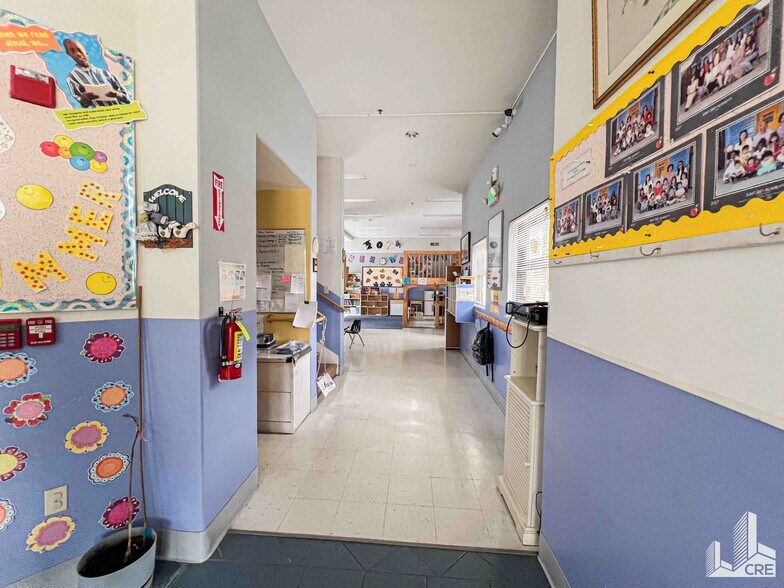 More Photos Of 1011 7th Ave, Oakland Daycare Center For Sale