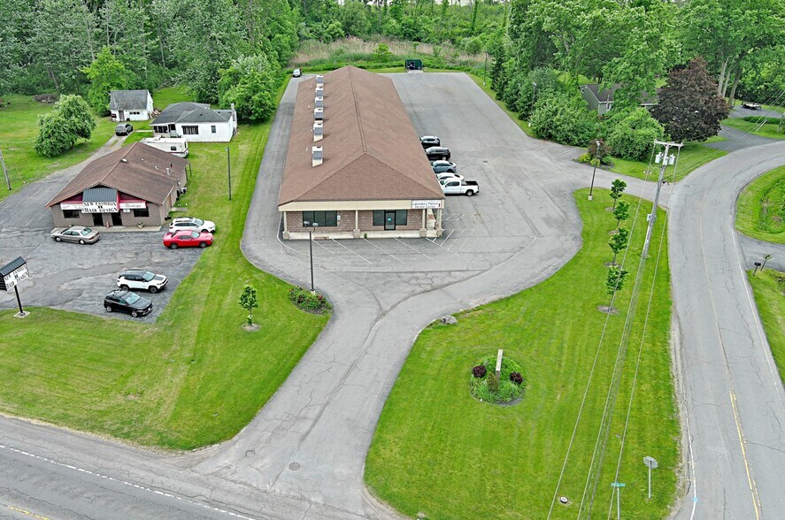 More Photos Of 7711 Porter Rd, Niagara Falls Medical For Lease