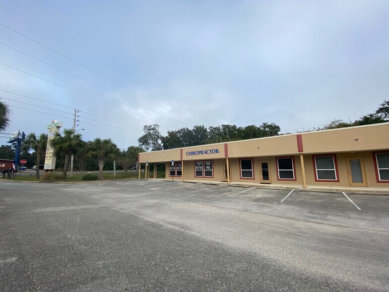More Photos Of 4645 Gulf Breeze Pky, Gulf Breeze Office For Sale
