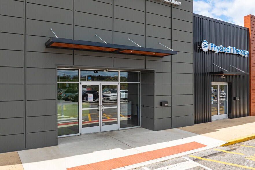 More Photos Of 1155 S Black Horse Pike, Williamstown Freestanding For Lease