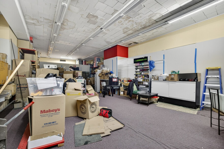 More Photos Of 42-58 Bank St, Waterbury, Ct, Waterbury Storefront Retail Office For Sale