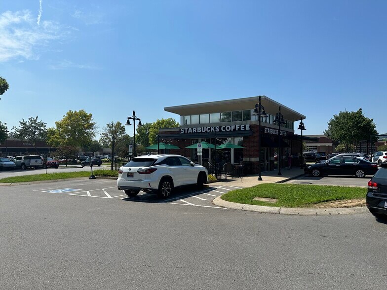 More Photos Of 535-555 Cool Springs Blvd, Franklin Unknown For Lease