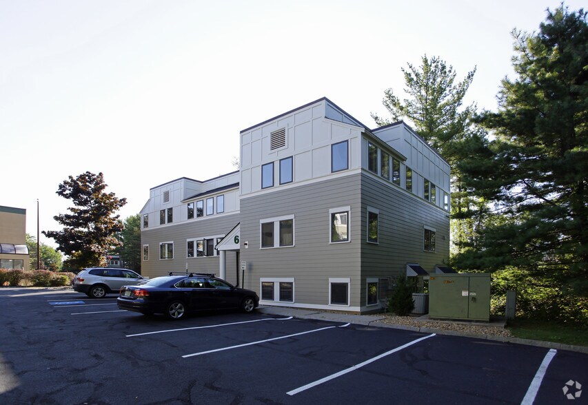 More Photos Of 6 Greenleaf Woods Dr, Portsmouth Office For Sale