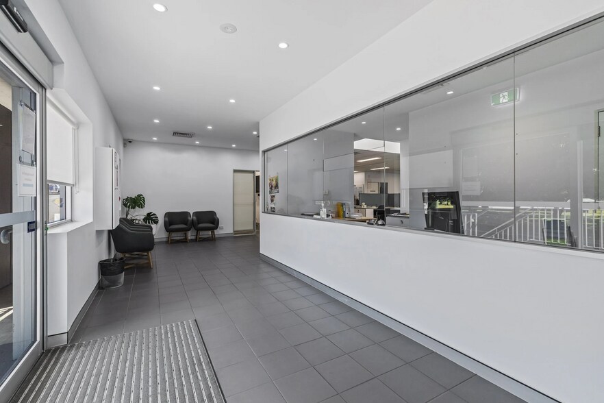 More Photos Of 8-12 Maitland Rd, Islington Office For Lease