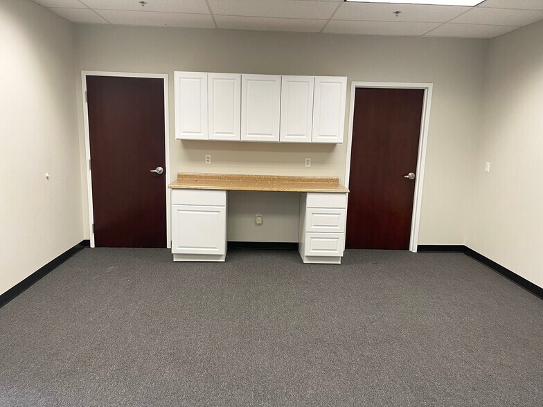 More Photos Of 150A Andover St, Danvers Office For Lease