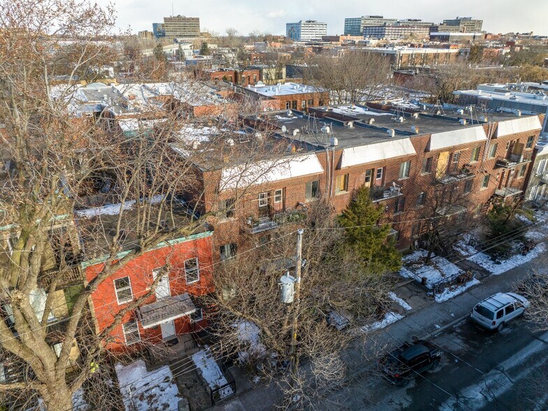 More Photos Of 5937-5947 Av De L'esplanade, Montréal Apartments For Sale