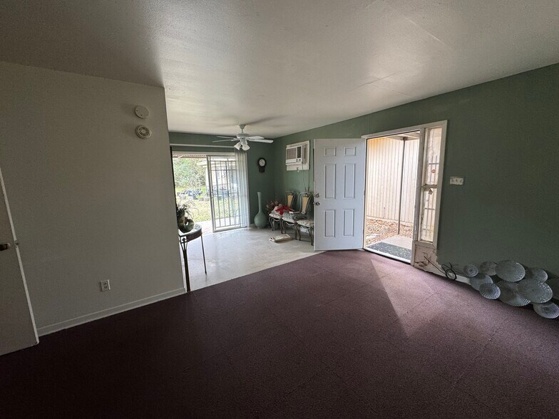 More Photos Of 300 Echols st, Prairie View Multifamily For Sale