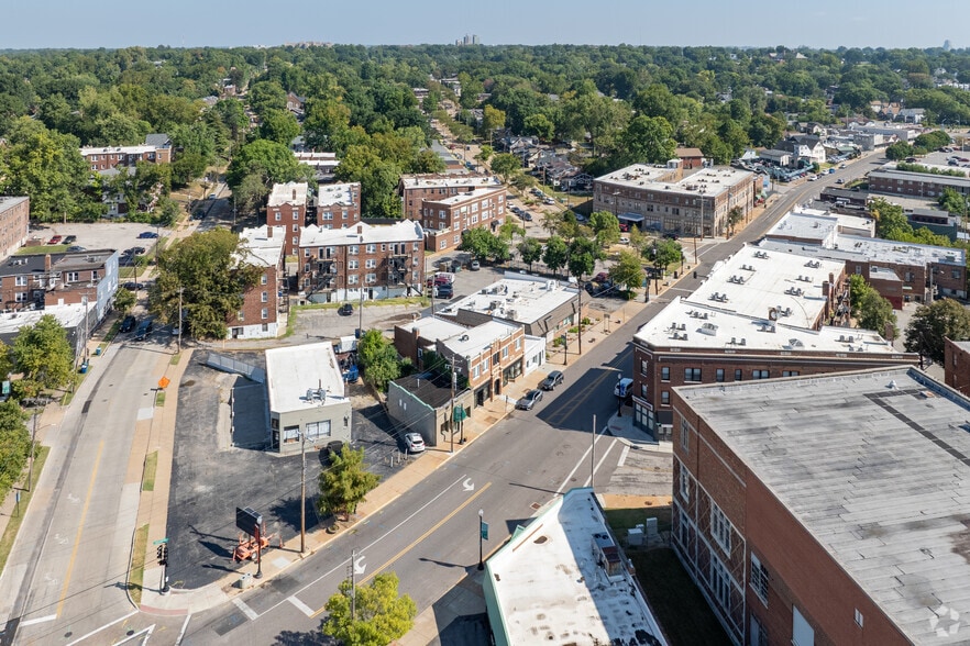 More Photos Of 7185 Manchester Rd, Maplewood Coworking Space
