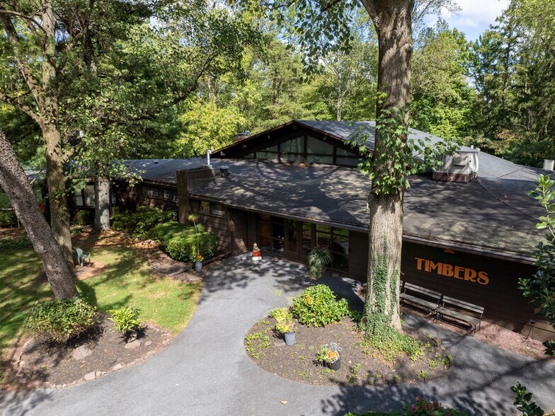 More Photos Of 350 Timber Rd, Mount Gretna Restaurant For Sale