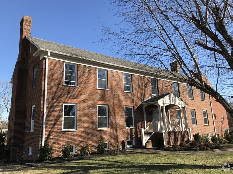 More Photos Of 7300 Hanover Green Dr, Mechanicsville Office For Lease