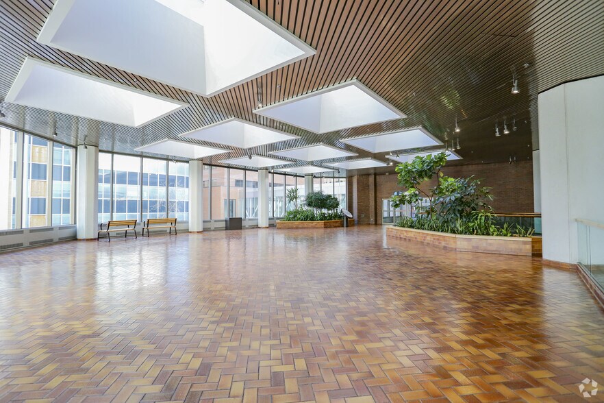 More Photos Of 801 6th Ave SW, Calgary Office For Lease