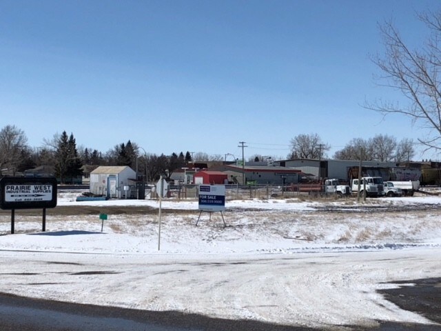 More Photos Of 515 1 St Av N, Maple Creek Land For Sale