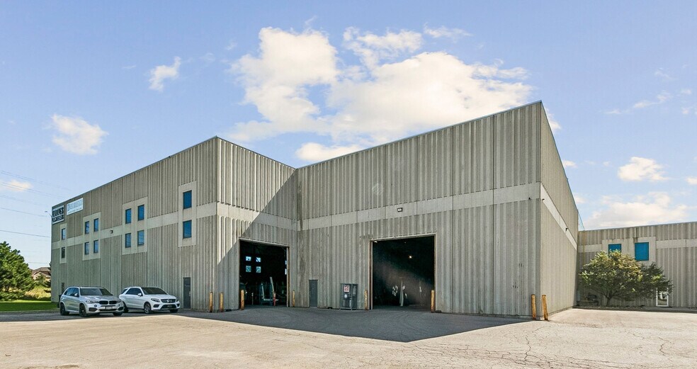 More Photos Of 385 Connie Cres, Concord Warehouse For Lease