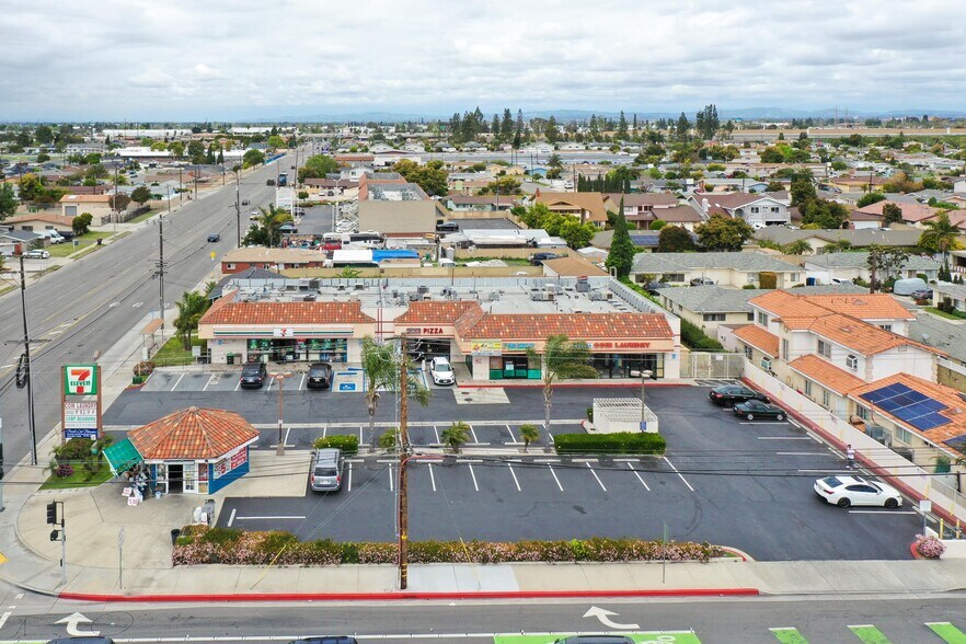 More Photos Of 13450-13472 Goldenwest St, Westminster Convenience Store For Sale
