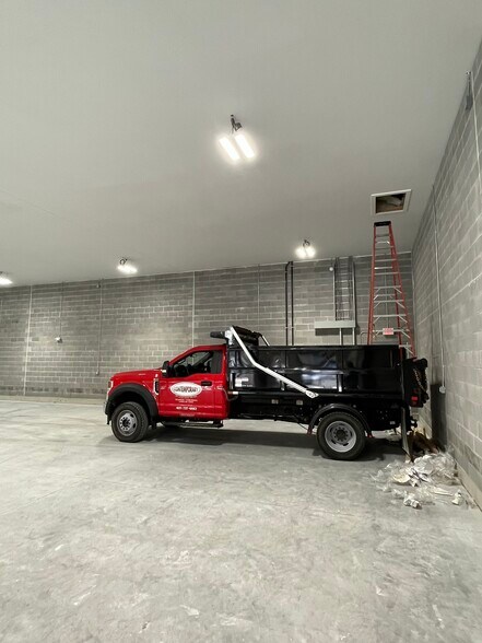 More Photos Of 45 Maple St, Warwick Light Manufacturing For Lease