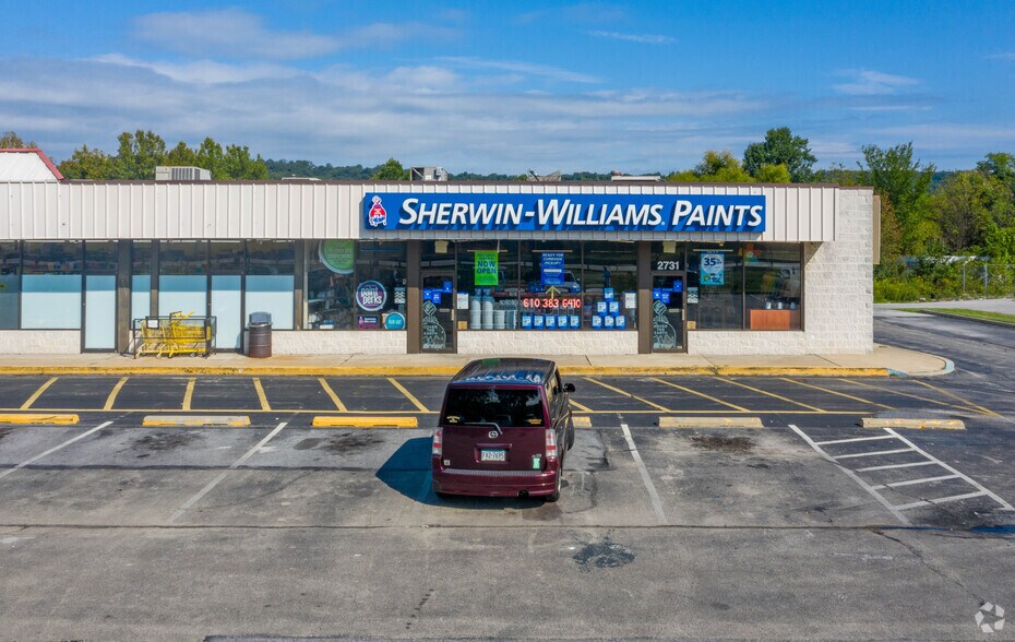 More Photos Of 2701-2731 E Lincoln Hwy, Thorndale Storefront For Lease