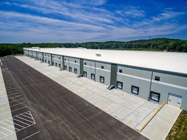 More Photos Of 40 Bethel Church Rd, North East Distribution For Lease